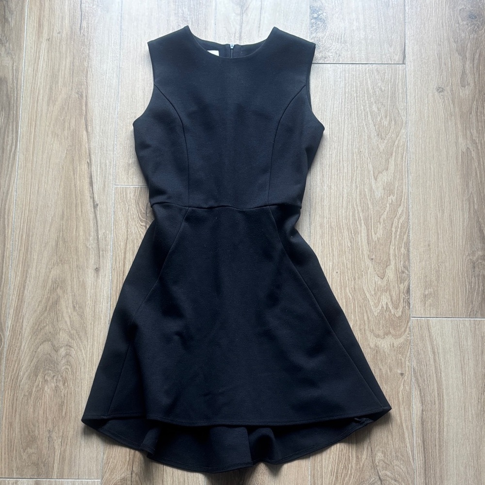 Women’s Classic Sleeveless Black Fit & Slight Flare Dress